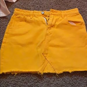 Yellow skirt
